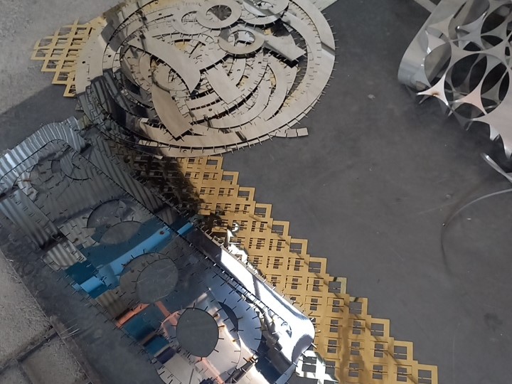 نمونه کار برش لیزر ورق ضد زنگ